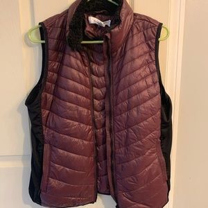 Plum slim puffer vest
